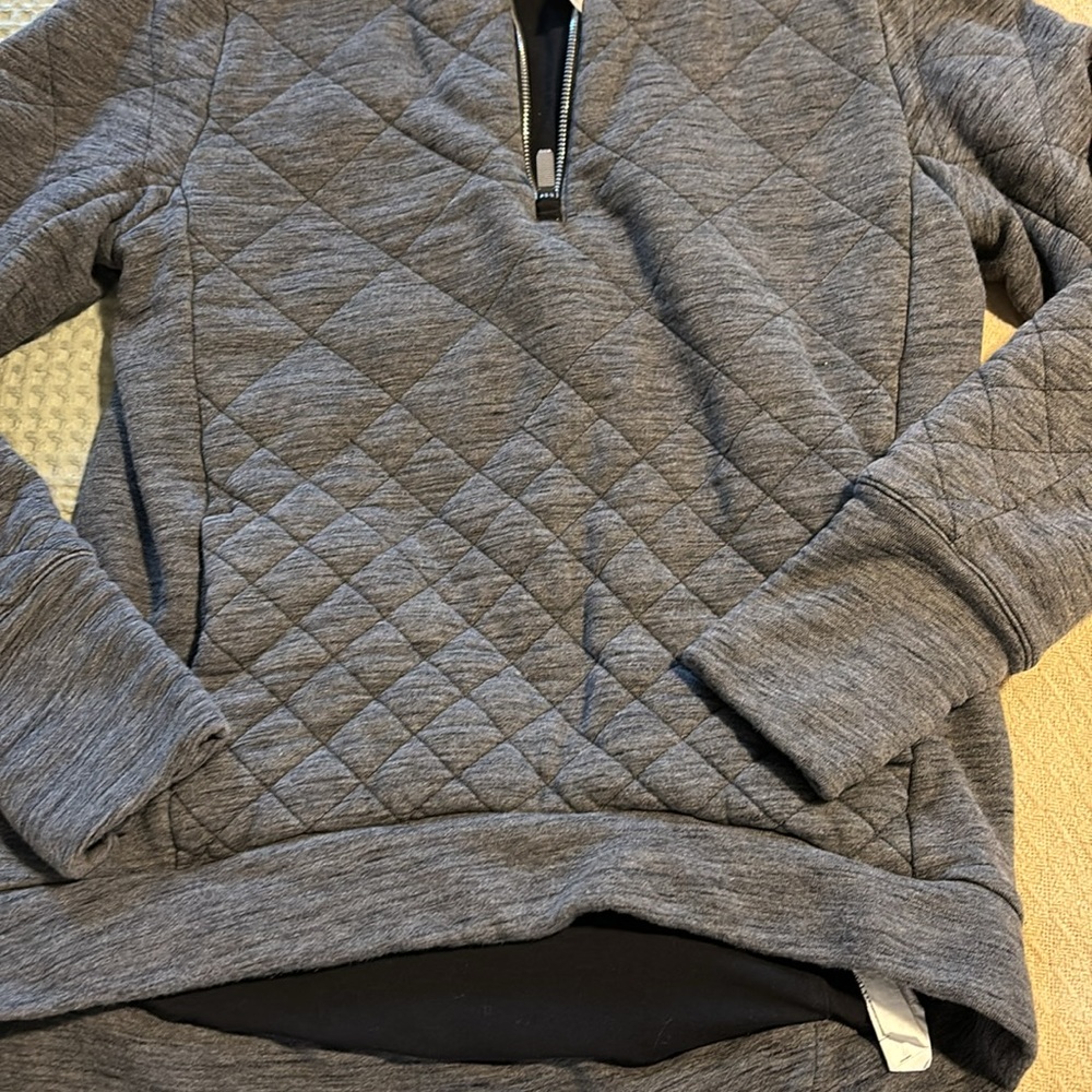 Lululemon quilted pullover - Picture 3 of 6